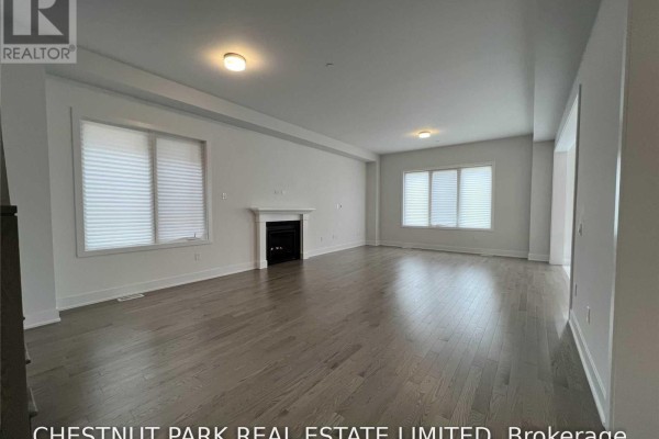 Great room - 169 Sikura Circle, Aurora, ON L4G3Z1 Photo 4