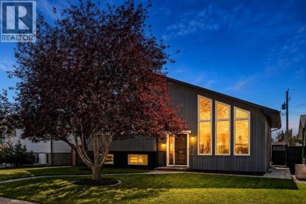 169 Silver Mead Crescent Nw, Calgary