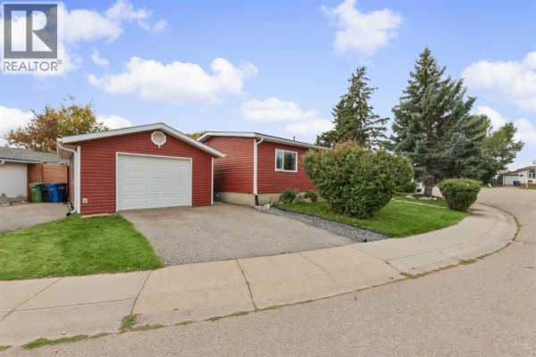 Kitchen - 169 Spring Haven Mews Se, Airdrie, AB T4A1A8 Photo 2
