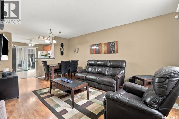 2pc Bathroom - 1692 Alexandra Street, Regina, SK S4T4P1 Photo 5