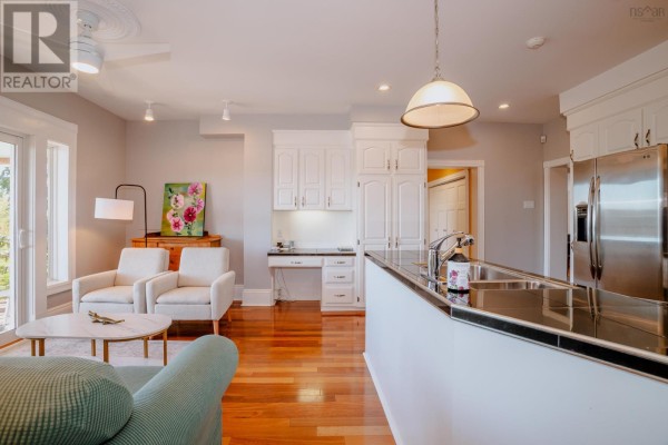 Bath (# pieces 1-6) - 1692 Raynardton Road, Raynardton, NS B0W3M0 Photo 5