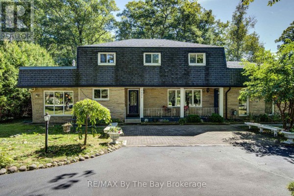 1693 River Road W, Wasaga Beach