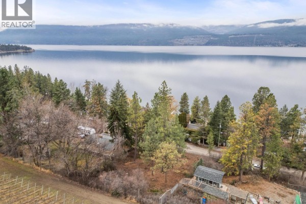 16961 Coral Beach Road, Lake Country, BC V4V1B9 Photo 5