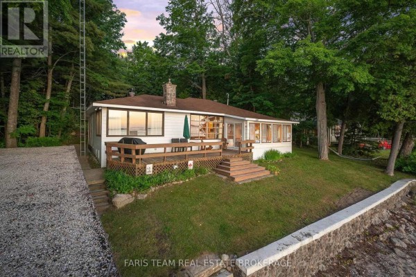 1697 Champlain Road, Tiny, ON, photo 2