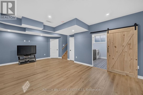 Mud room - 1699 Chelton Court, London South, ON N6M0H6 Photo 5