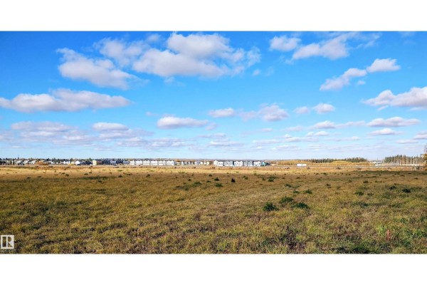 16a Pioneer Rd S, Spruce Grove, AB T7Y1A3 Photo 4
