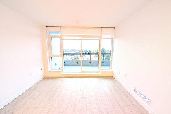 16xx 13675 107a Ave, Surrey, BC, photo 2