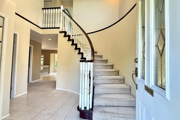 16xxx 87 Avenue, Surrey, BC V4N1B7 Photo 2