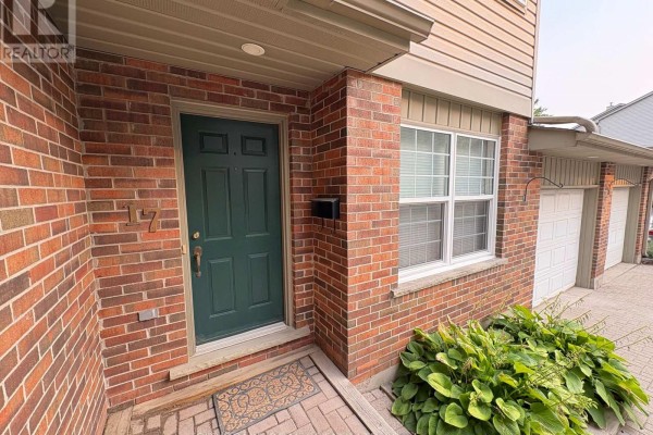 Kitchen - 17 - 250 Keats Way, Waterloo, ON N2L6J5 Photo 3