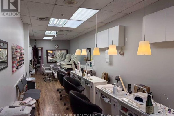 17 - 3030 Don Mills Road, Toronto, ON, photo 2