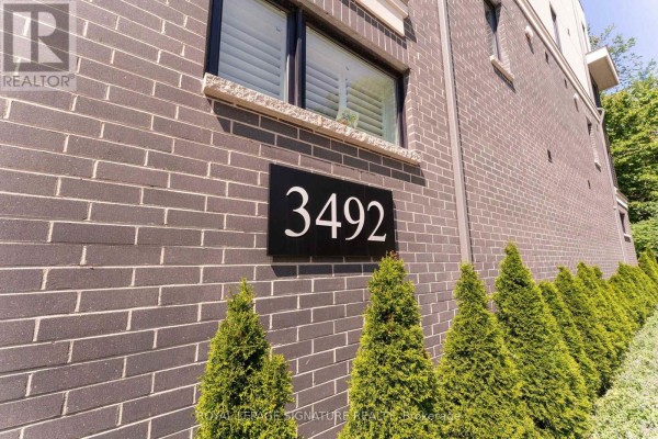 17 - 3492 Widdicombe Way, Mississauga, ON, photo 3