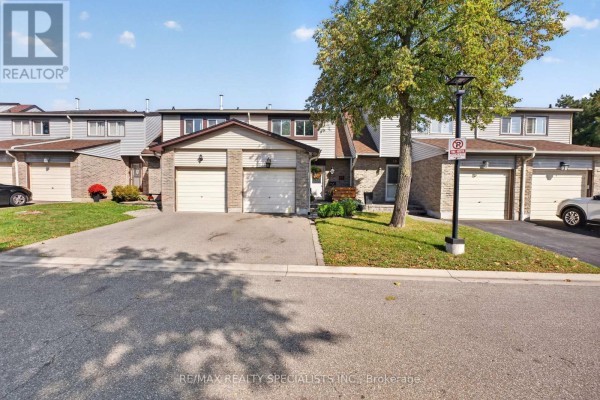 17 - 5610 Montevideo Road, Mississauga, ON L5N2N9 Photo 2
