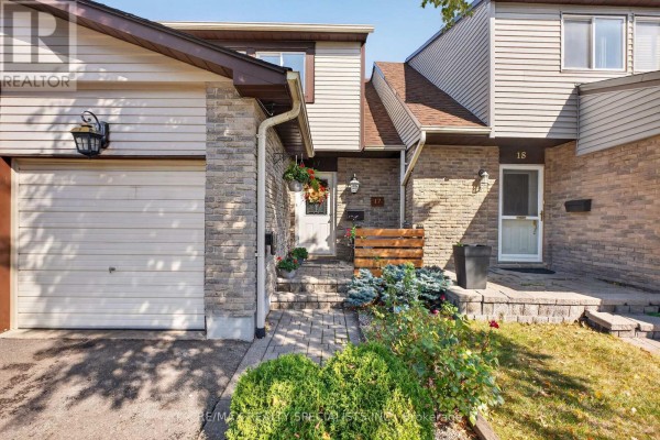 17 - 5610 Montevideo Road, Mississauga, ON L5N2N9 Photo 4