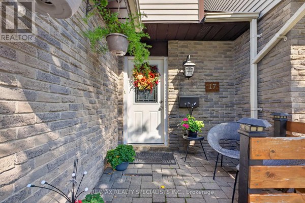 17 - 5610 Montevideo Road, Mississauga, ON L5N2N9 Photo 5