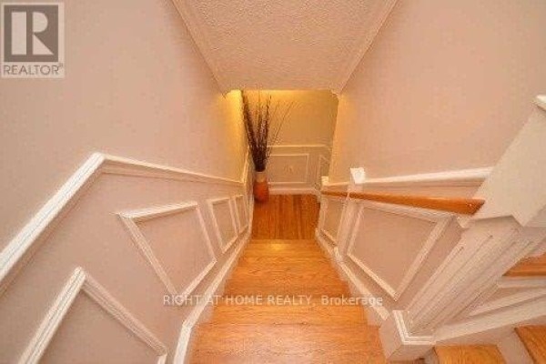 17 - 7475 Goreway Drive, Mississauga, ON L4T3T3 Photo 5