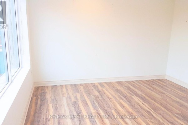 17 -rm4 - 115 Woodstream Boulevard, Vaughan, ON L4L8K5 Photo 3