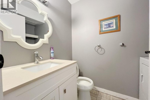 17 1141 Eagleridge Drive, Coquitlam, BC V3E1K1 Photo 4
