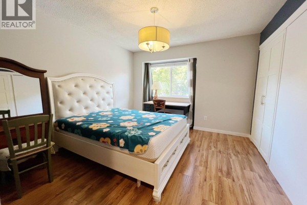 17 1141 Eagleridge Drive, Coquitlam, BC V3E1K1 Photo 5