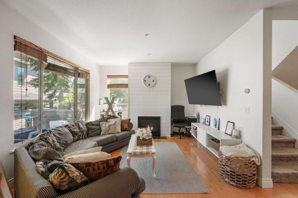 17 16655 64 Avenue, Surrey, BC V3S3V1 Photo 4