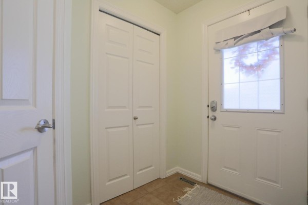 Dining room - #17 1730 Leger Gate Ga Nw, Edmonton, AB T6R0R3 Photo 2