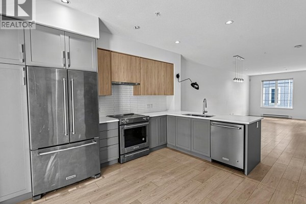 17 2560 Pitt River Road, Port Coquitlam, BC V3C0G6 Photo 5