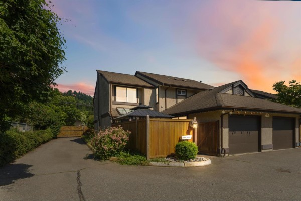 17 34755 Old Yale Road, Abbotsford, BC V2S7S5 Photo 3