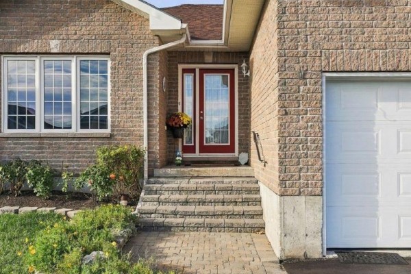 Family room - 17 Aletha Drive, Prince Edward County, ON K0K3L0 Photo 3