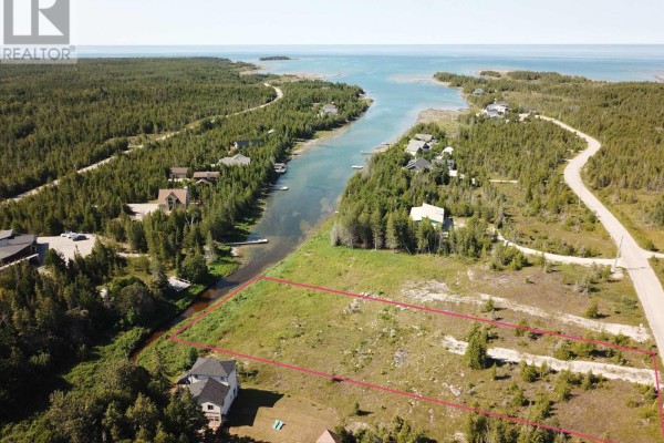 17 Bay Shore Ave. N. Avenue, Northern Bruce Peninsula, ON N0H2R0 Photo 2