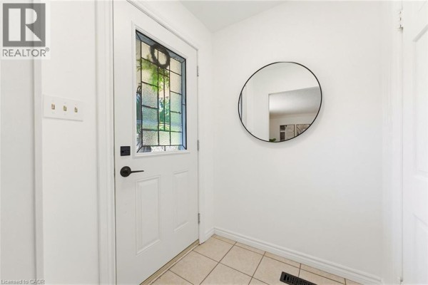 17 Broadmore Avenue, St  Catharines, ON, photo 3