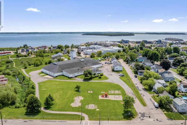 17 Brockville Street, Summerside, PE, photo 2