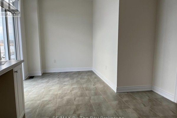 17 Carriage Lane, Wasaga Beach, ON, photo 3