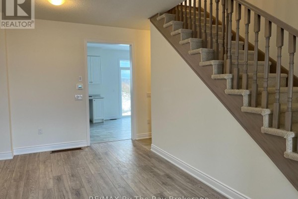 Bedroom - 17 Carriage Lane, Wasaga Beach, ON L9Z0M5 Photo 4