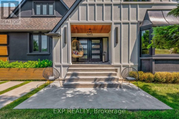 17 Chamberlain Court, King, ON, photo 3