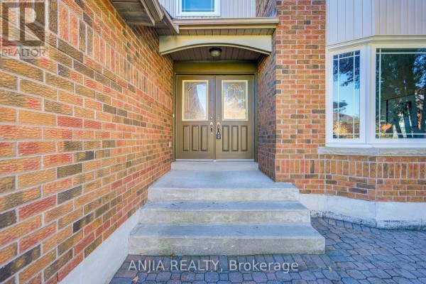 Eating area - 17 Charrington Crescent, Markham, ON L3R0R3 Photo 5
