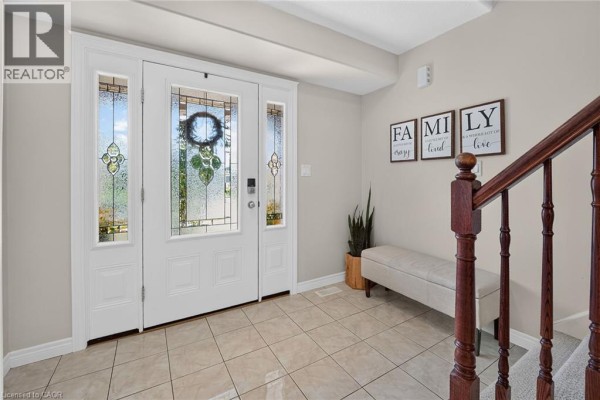 4pc Bathroom - 17 Cherry Avenue, Smithville, ON L0R2A0 Photo 5
