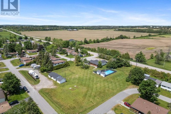 17 Circle Drive, Kawartha Lakes, ON K9V0H7 Photo 3