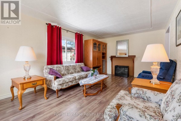 17 Circle Drive, Kawartha Lakes, ON K9V0H7 Photo 5