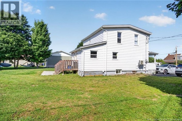 17 Dover Street, Campbellton, NB E3N1P4 Photo 5