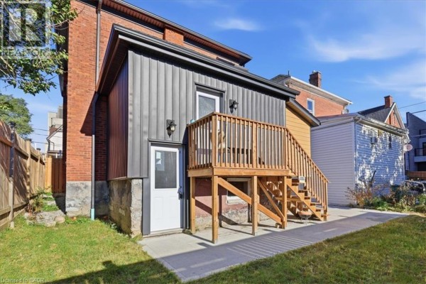 Primary Bedroom - 17 Eby Street S Unit# Lower, Kitchener, ON N2G3K6 Photo 2