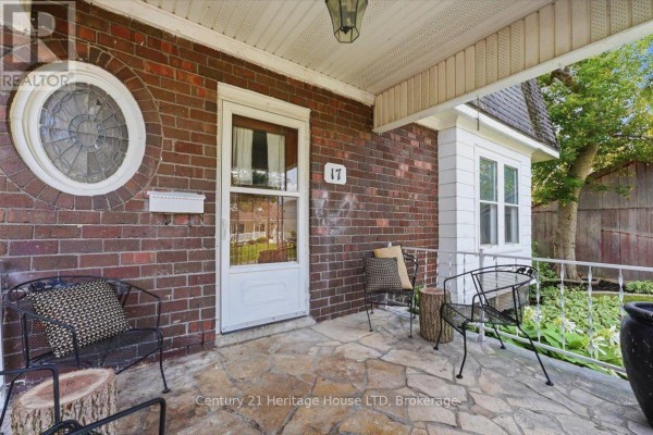 17 Elizabeth Street E, Welland, ON, photo 3