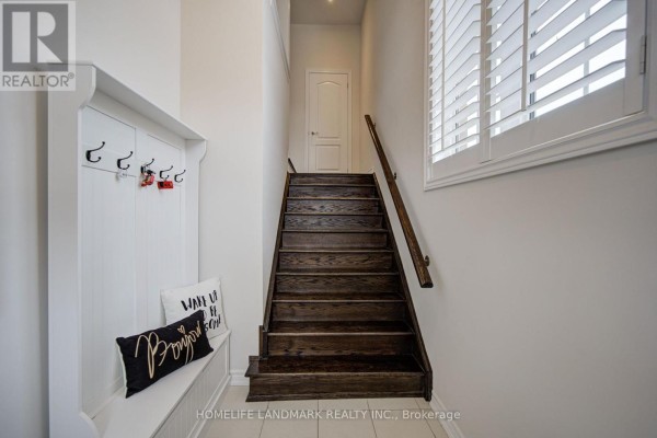 Bedroom 2 - 17 Etherington Way, Markham, ON L6C0X4 Photo 5