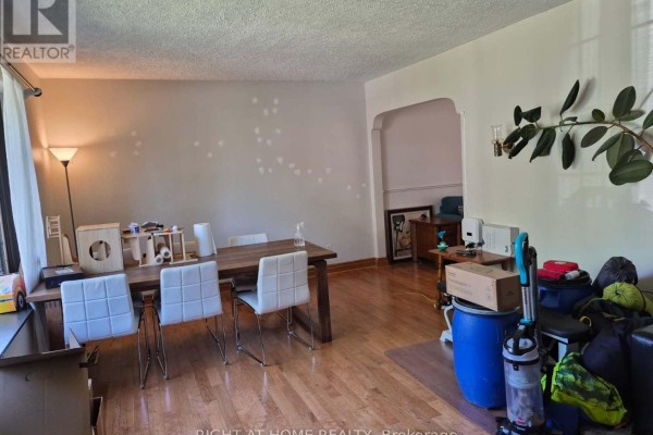 17 Gwendolen Avenue, Toronto, ON, photo 2