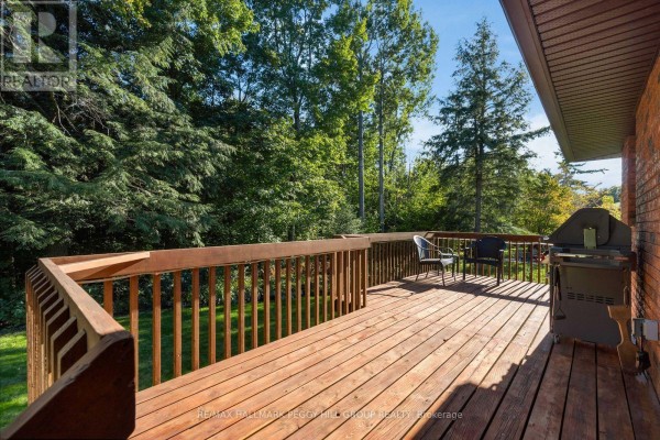 Den - 17 Holloway Lane, Springwater, ON L9X0M7 Photo 2