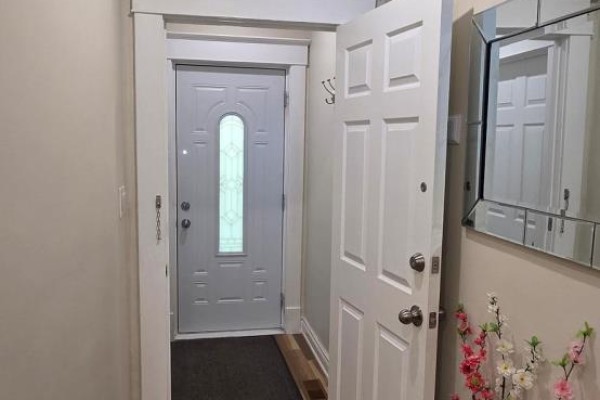 17 Howard Park Avenue, Toronto, ON, photo 2
