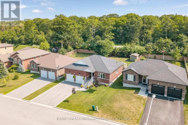 17 Hunter Avenue, Tay, ON, photo 2