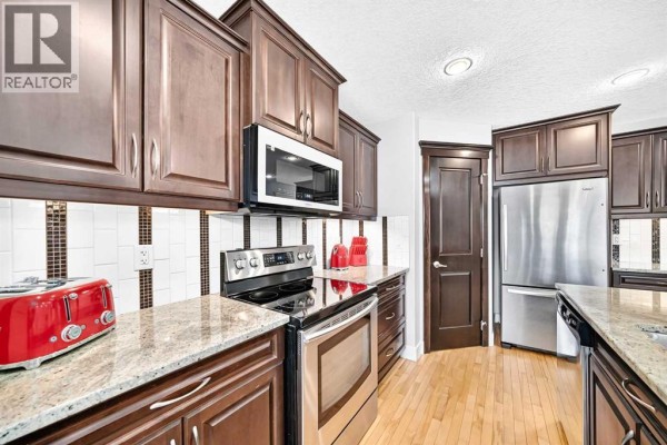 Bonus Room - 17 Kings Heights Drive Se, Airdrie, AB T4A0E6 Photo 4