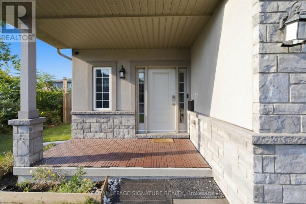 17 Lagoon Avenue, Hamilton, ON L8H7C4 Photo 5