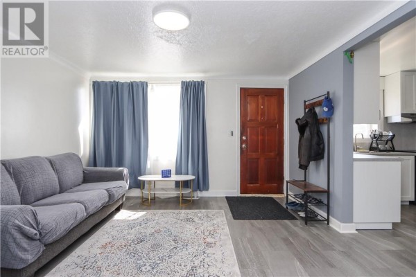 17 Landsend Street, Sudbury, ON P3C1B9 Photo 5