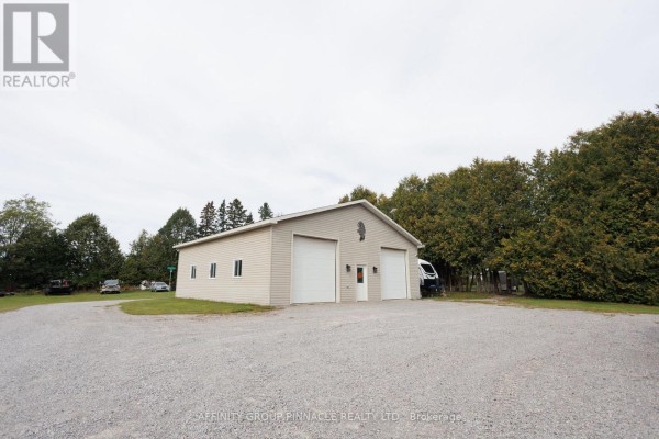 Bedroom - 17 Manvers Station Road, Kawartha Lakes, ON L0A1K0 Photo 4