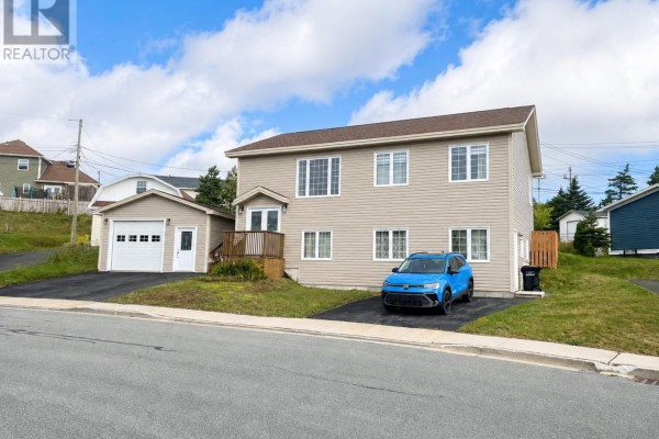 17 Marsland Place, St  John S, NL, photo 2